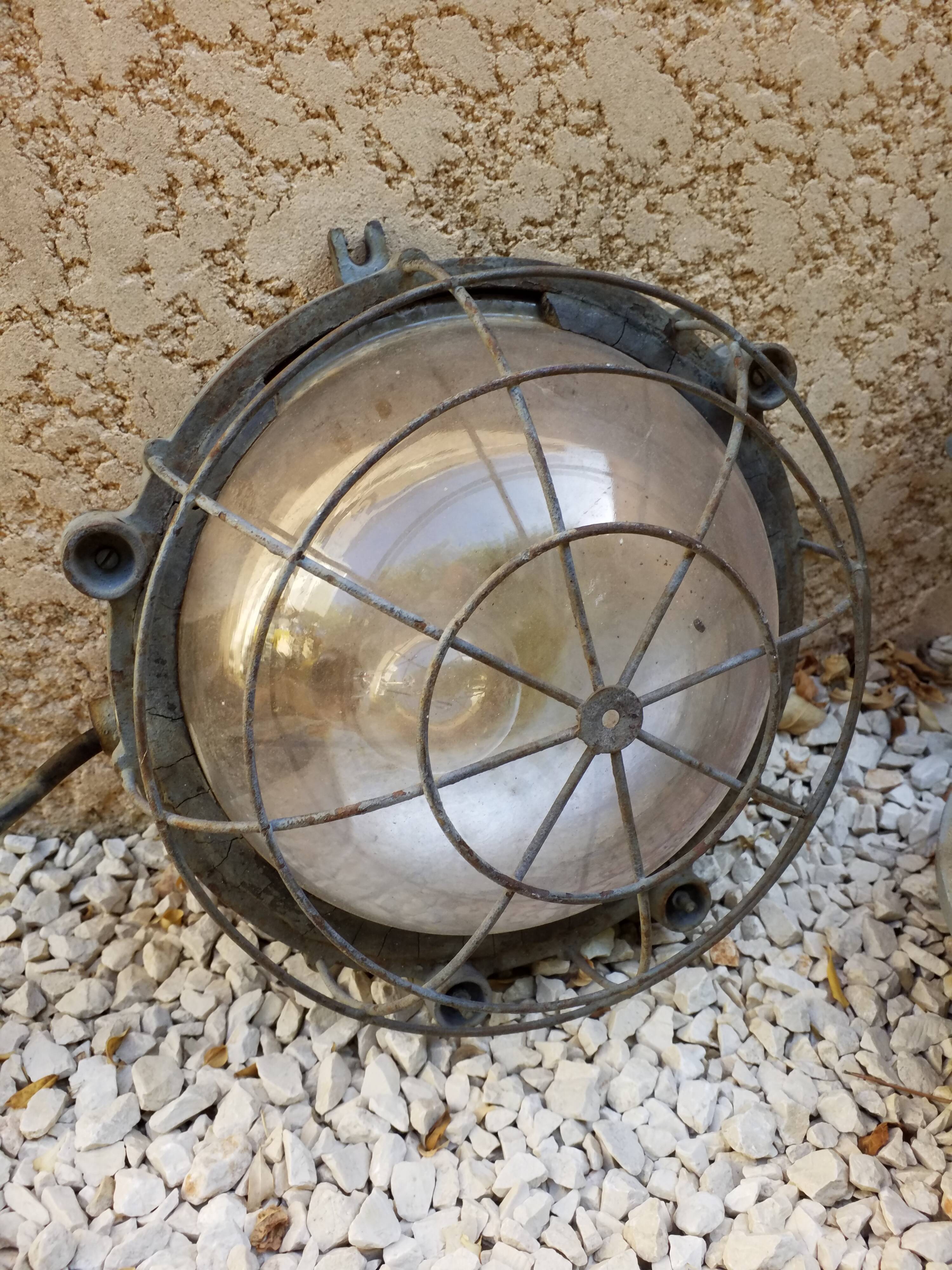 Pair of passageway wall lamps
