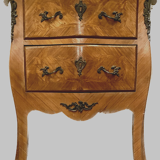 Commode galbée de style Louis XV en marqueterie XX siècle