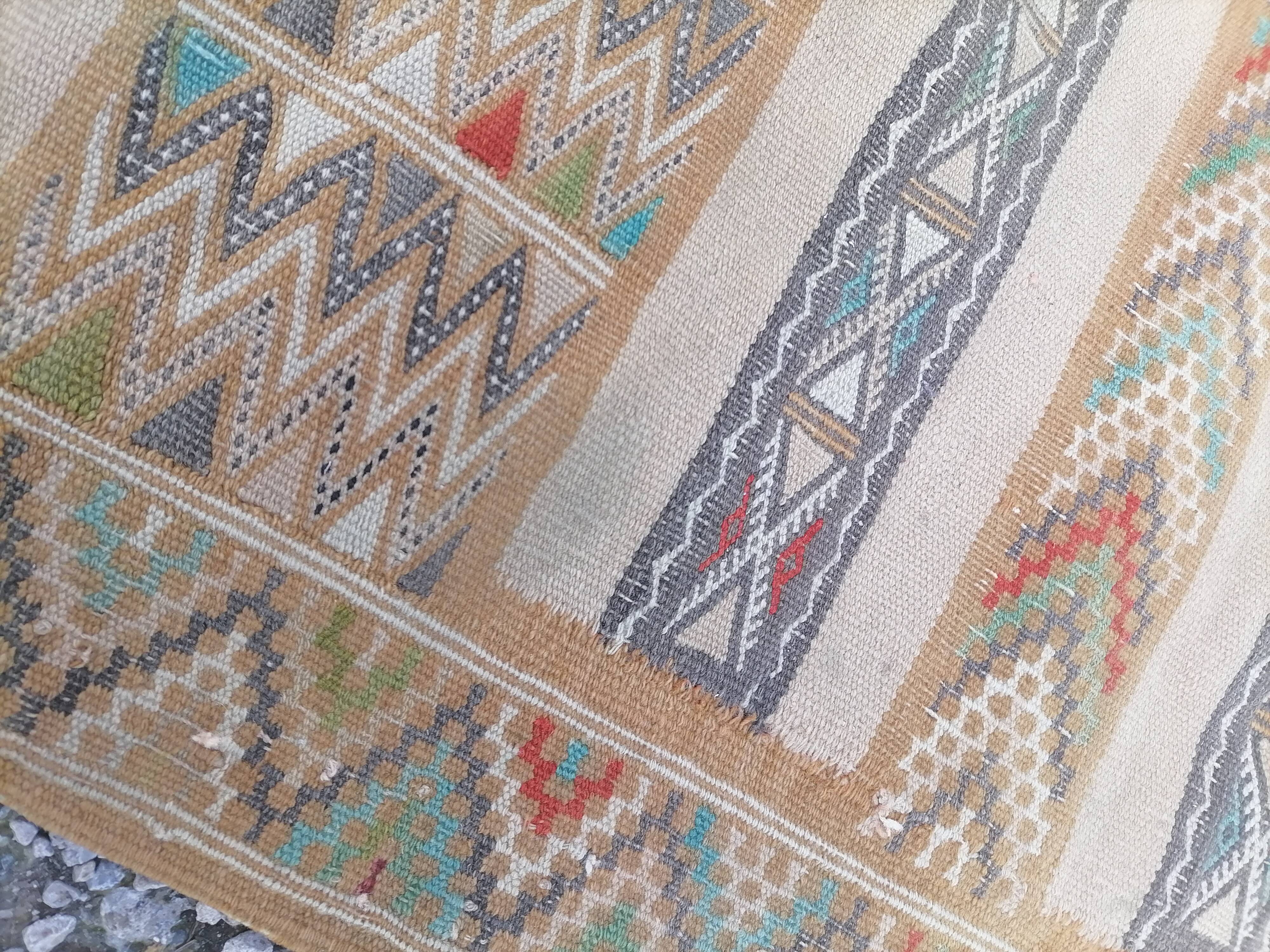 Old oriental carpet, kilim, 50s - 206 x 125cm