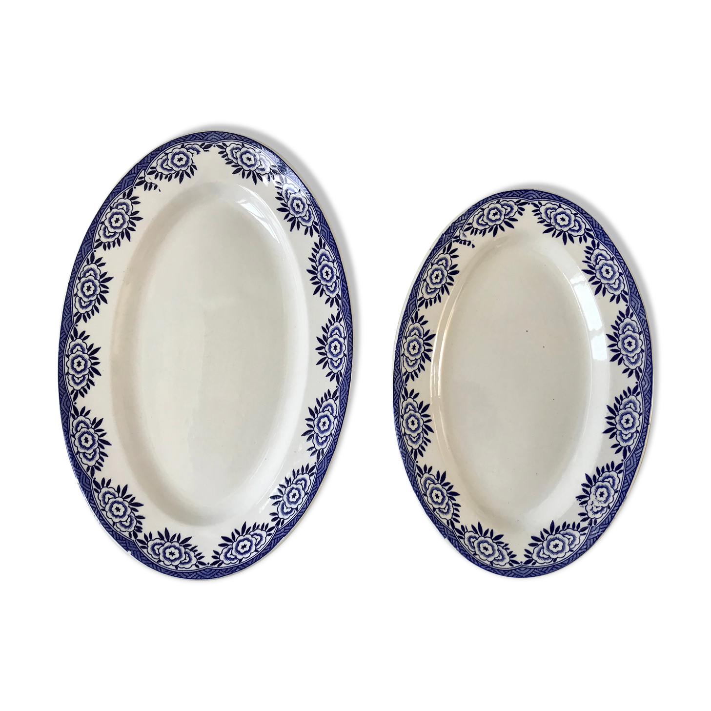 Duo of dishes Terre de Fer Sarreguemines model "Capri" Casino early twentieth century
