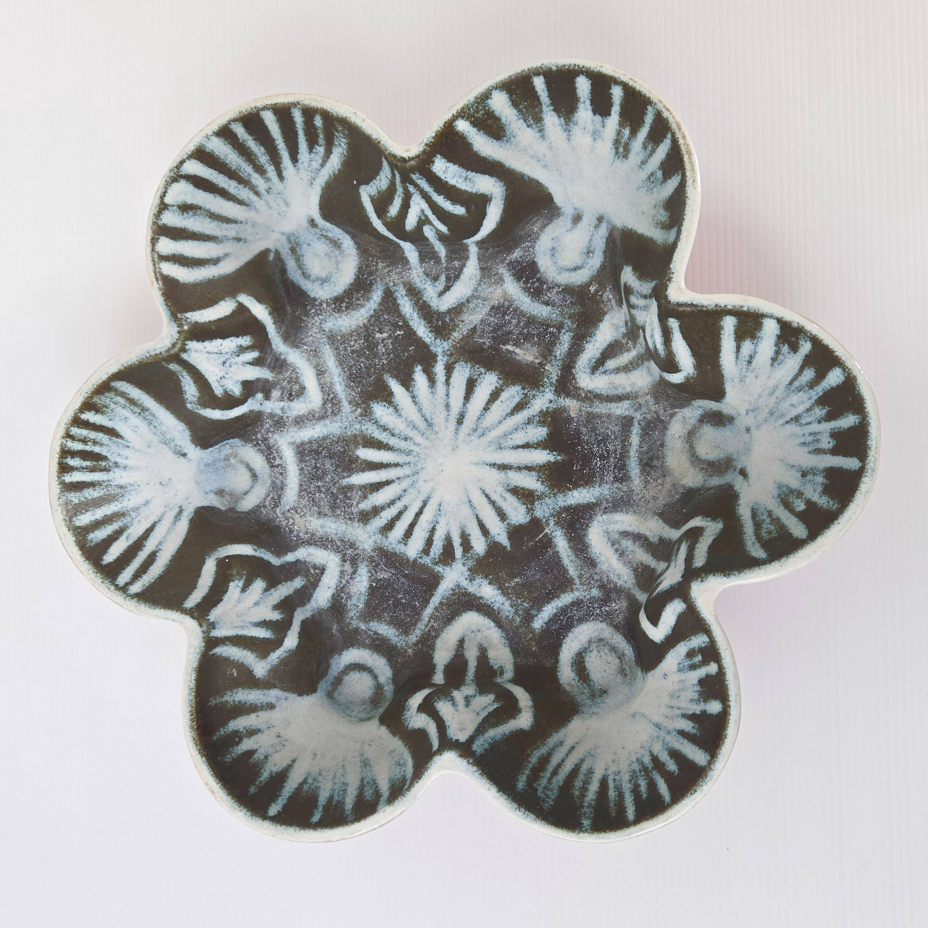 Vintage 1960s R. Weill ceramic bowl