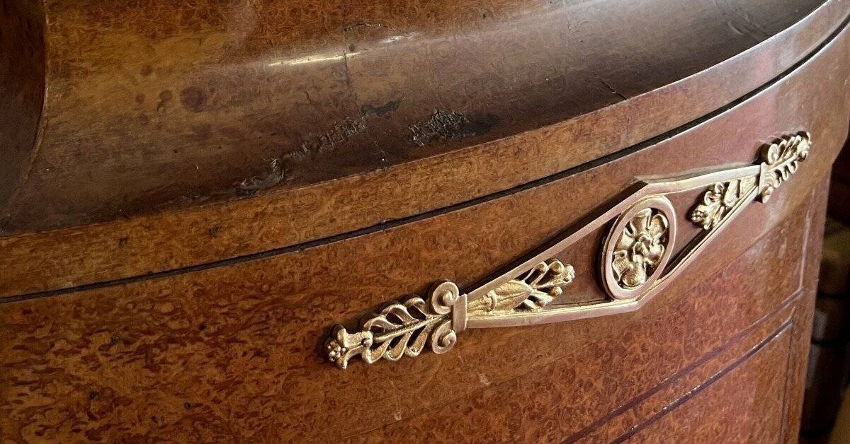 Louis XVI style showcase library in marquetry