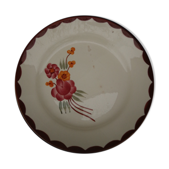 Opaque porcelain plate HBCM Creil Montereau model Huguette diam 22.5 cm