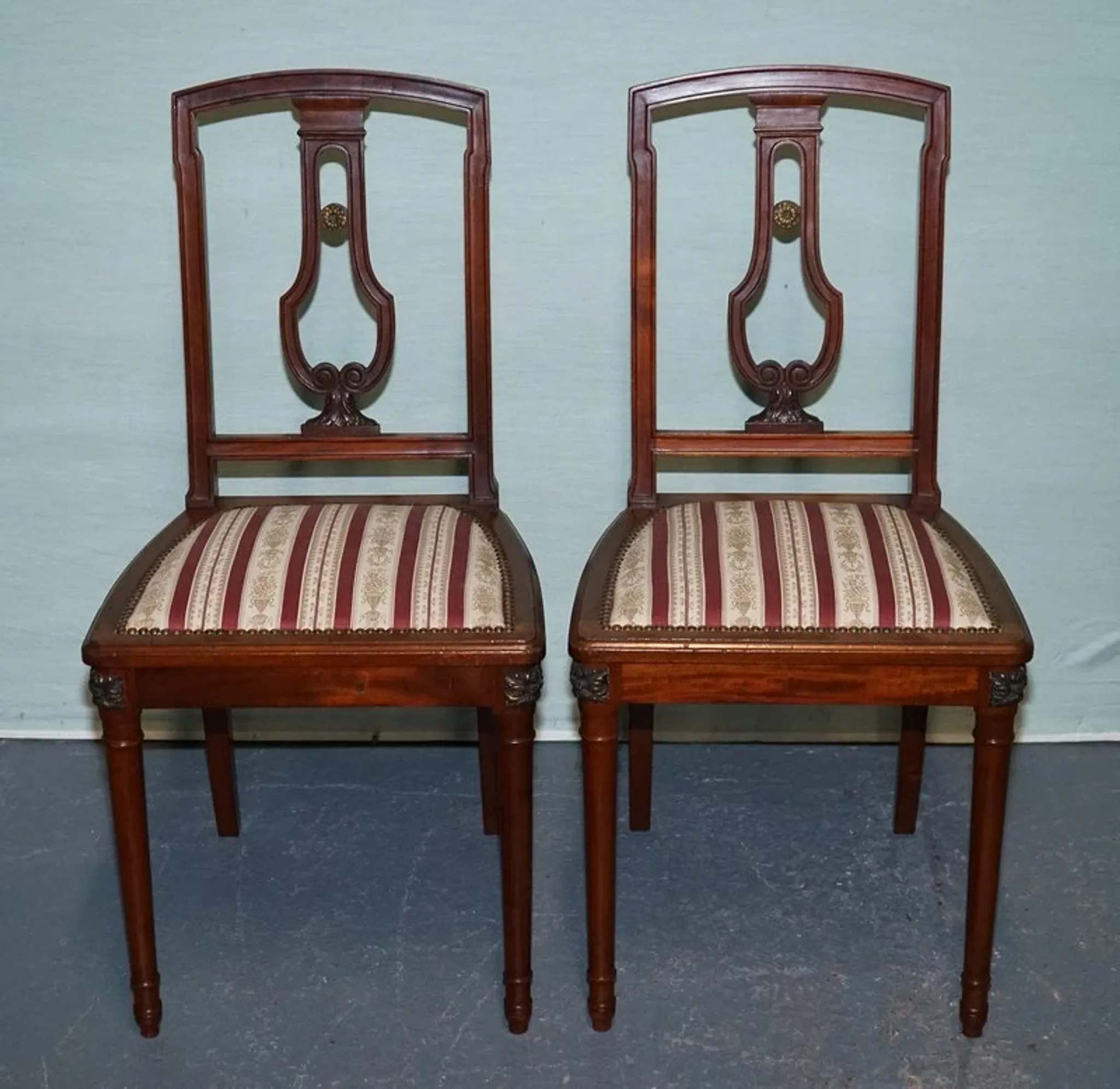 Set of Vintage Wooden Dining Chairs with Carved Details