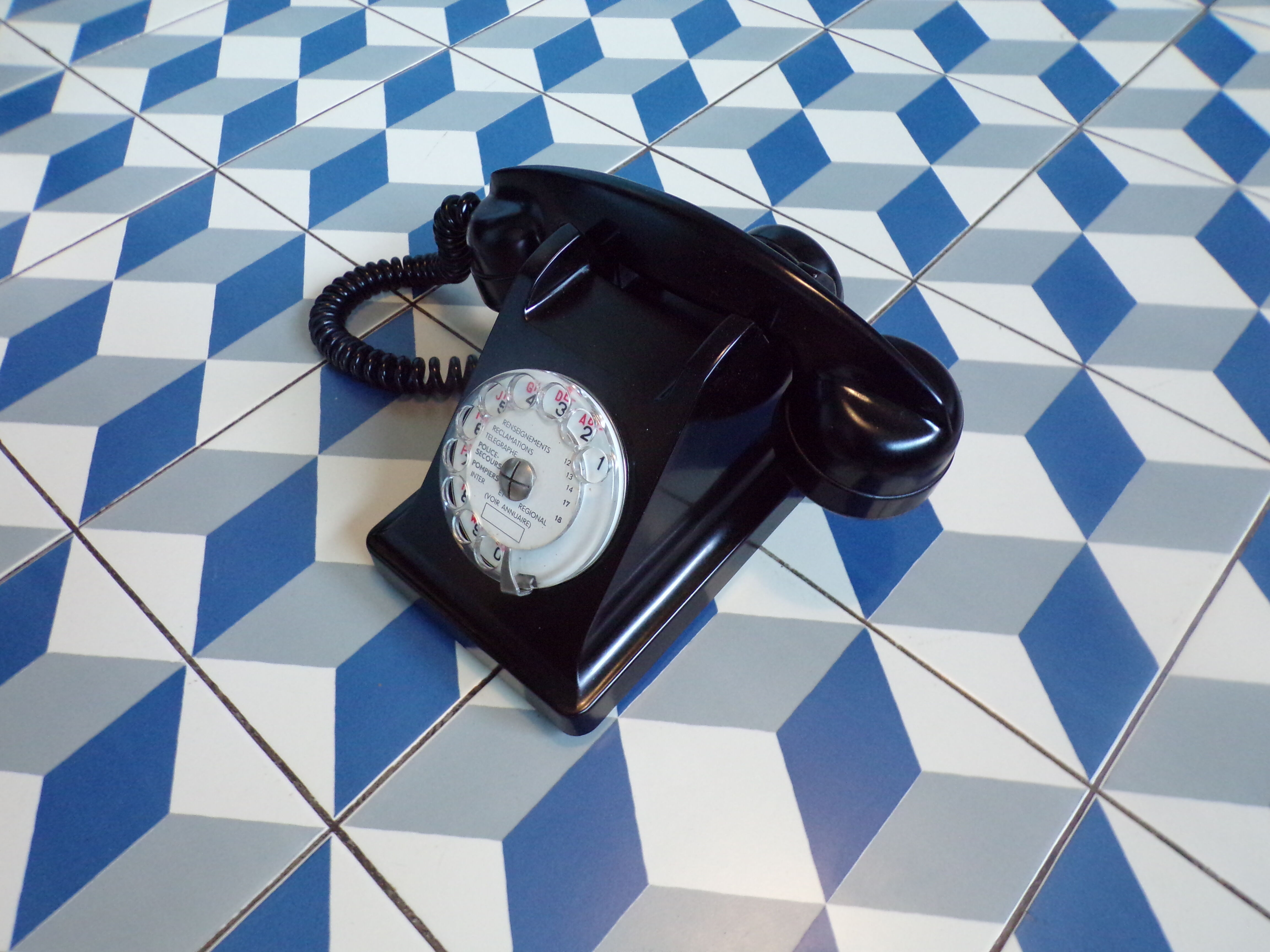 Vintage bakelite dial phone