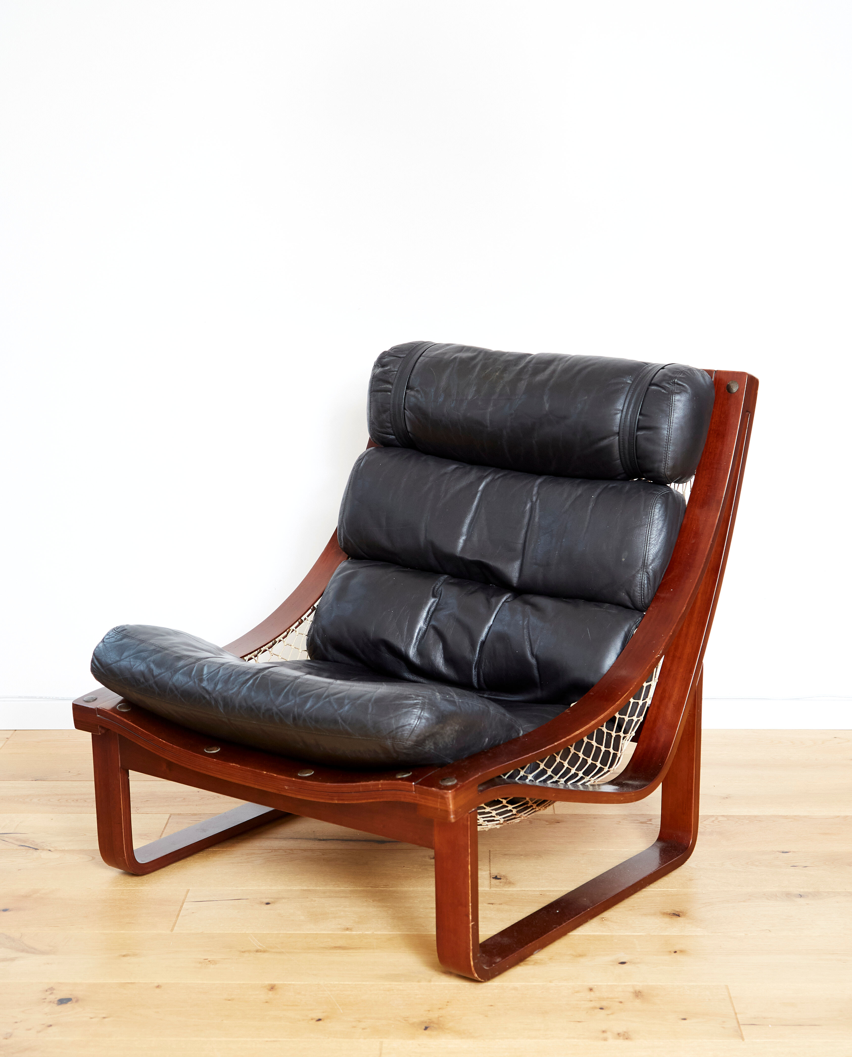 Fred Lowen Lounge Chair T4 for Tessa