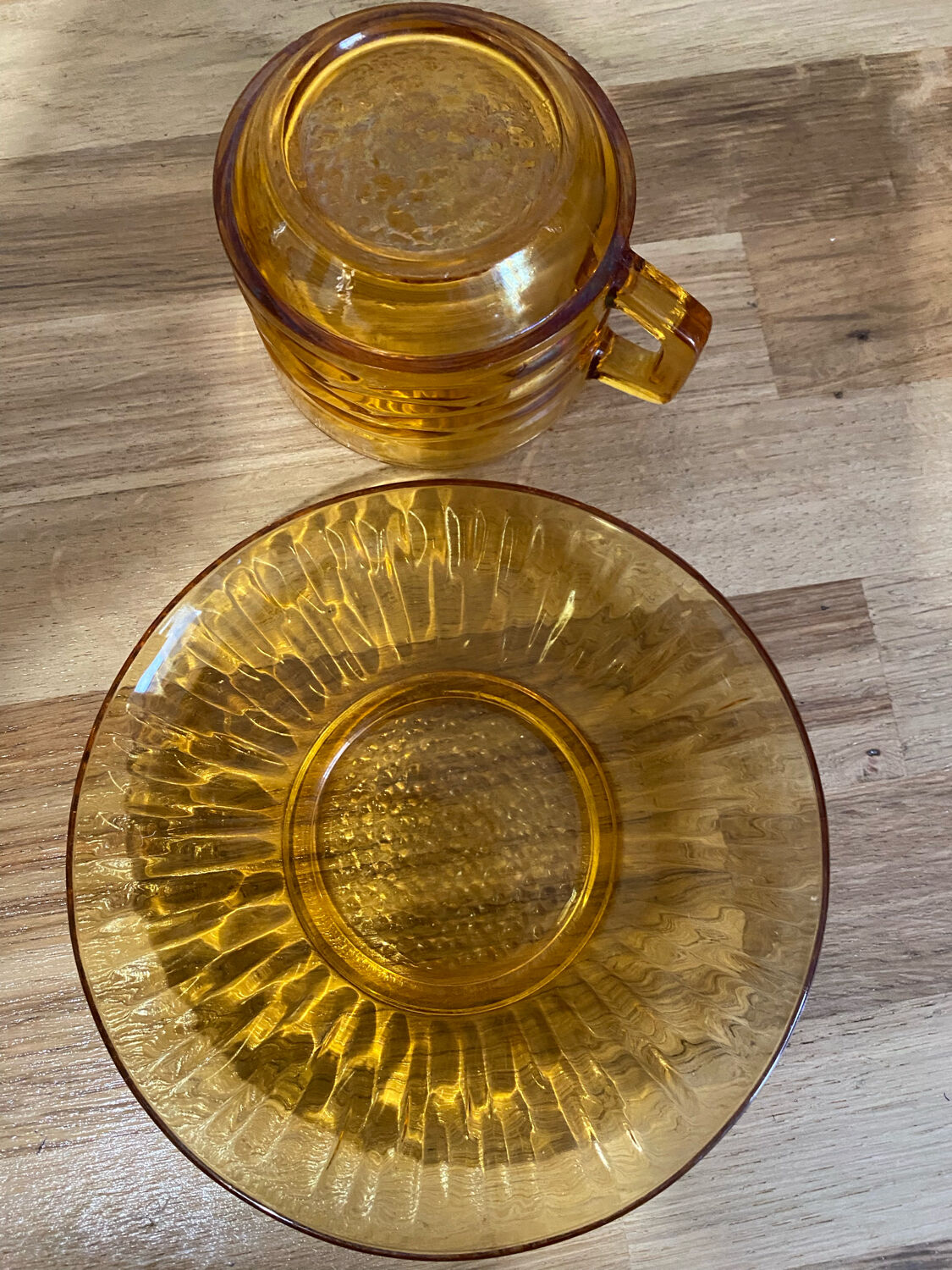 Set of 6 amber glass cups