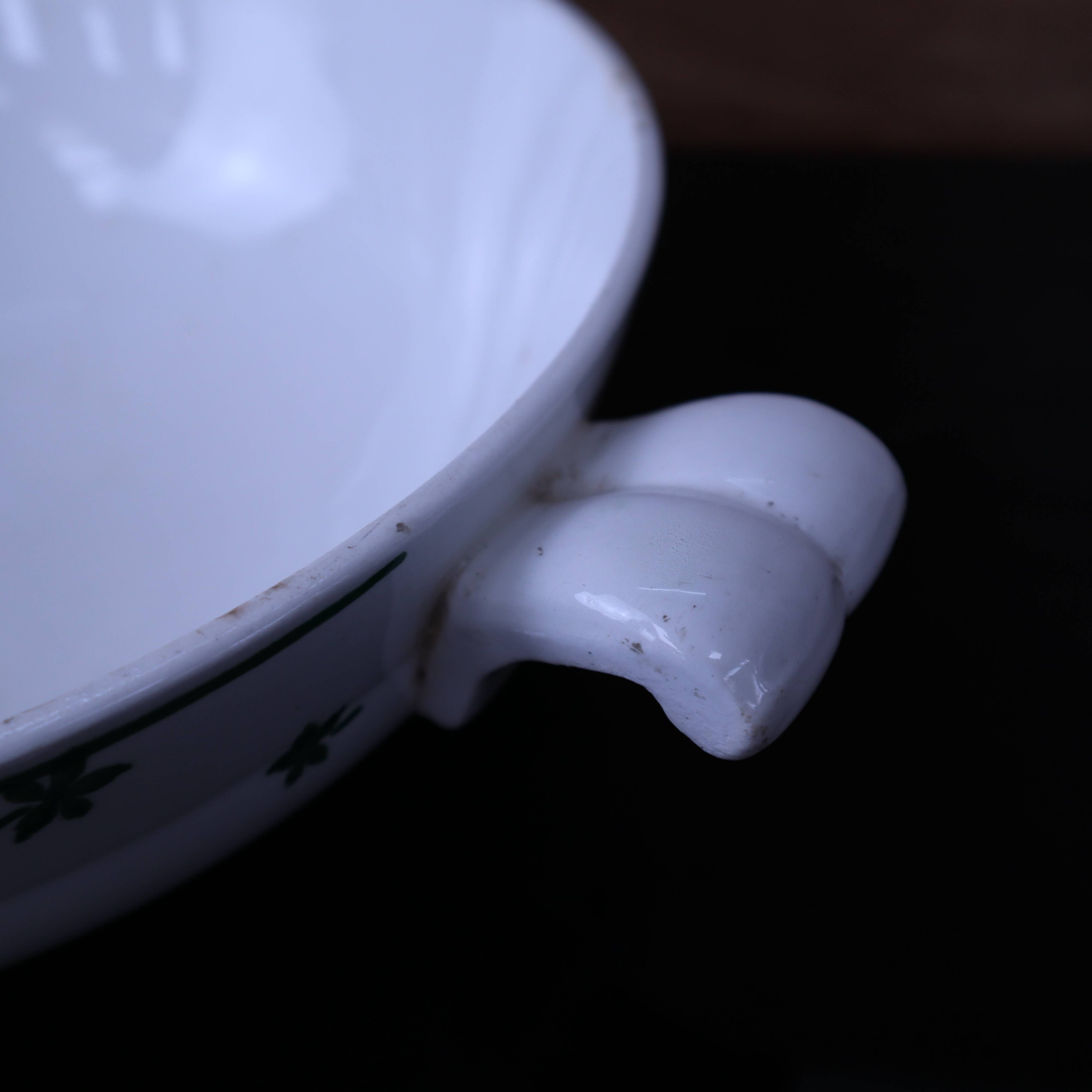 Soup tureen 5200 Sarreguemines and Digoin Vintage