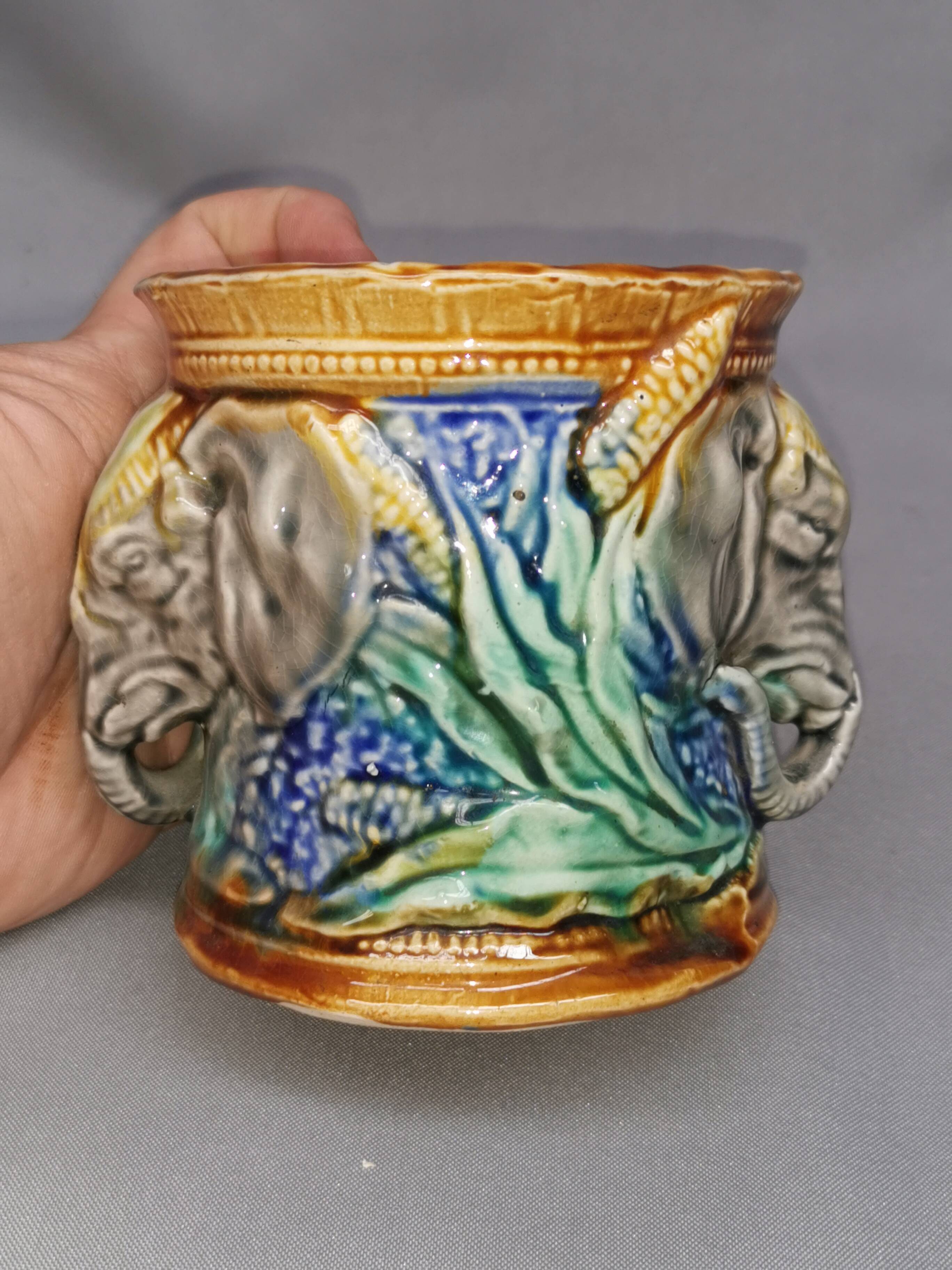 Old tobacco pot / pencils, flower vase elephant onnaing earthenware slip