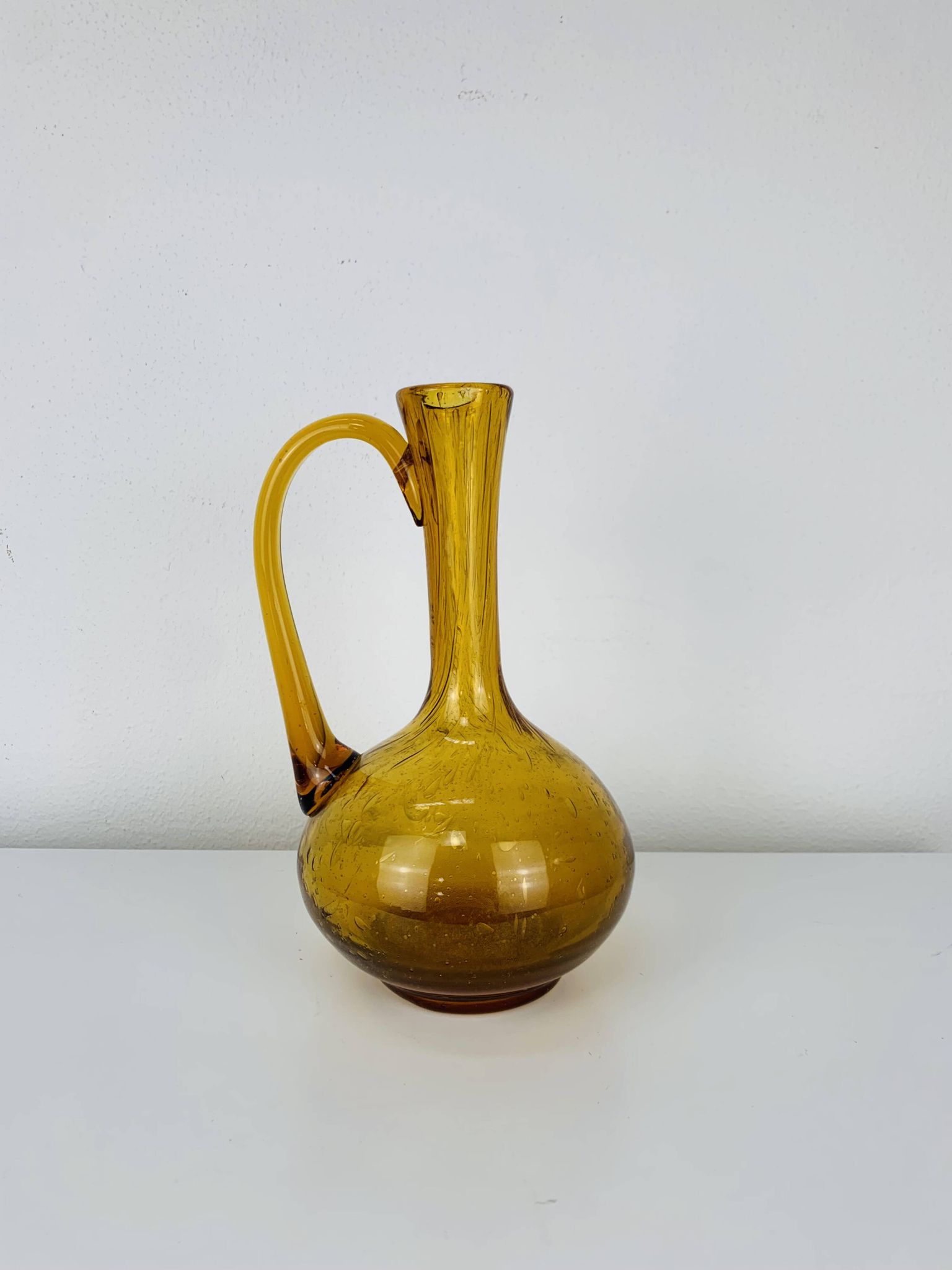 Vase verre bullé ambré vintage