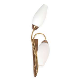 Double opaline flute wall light