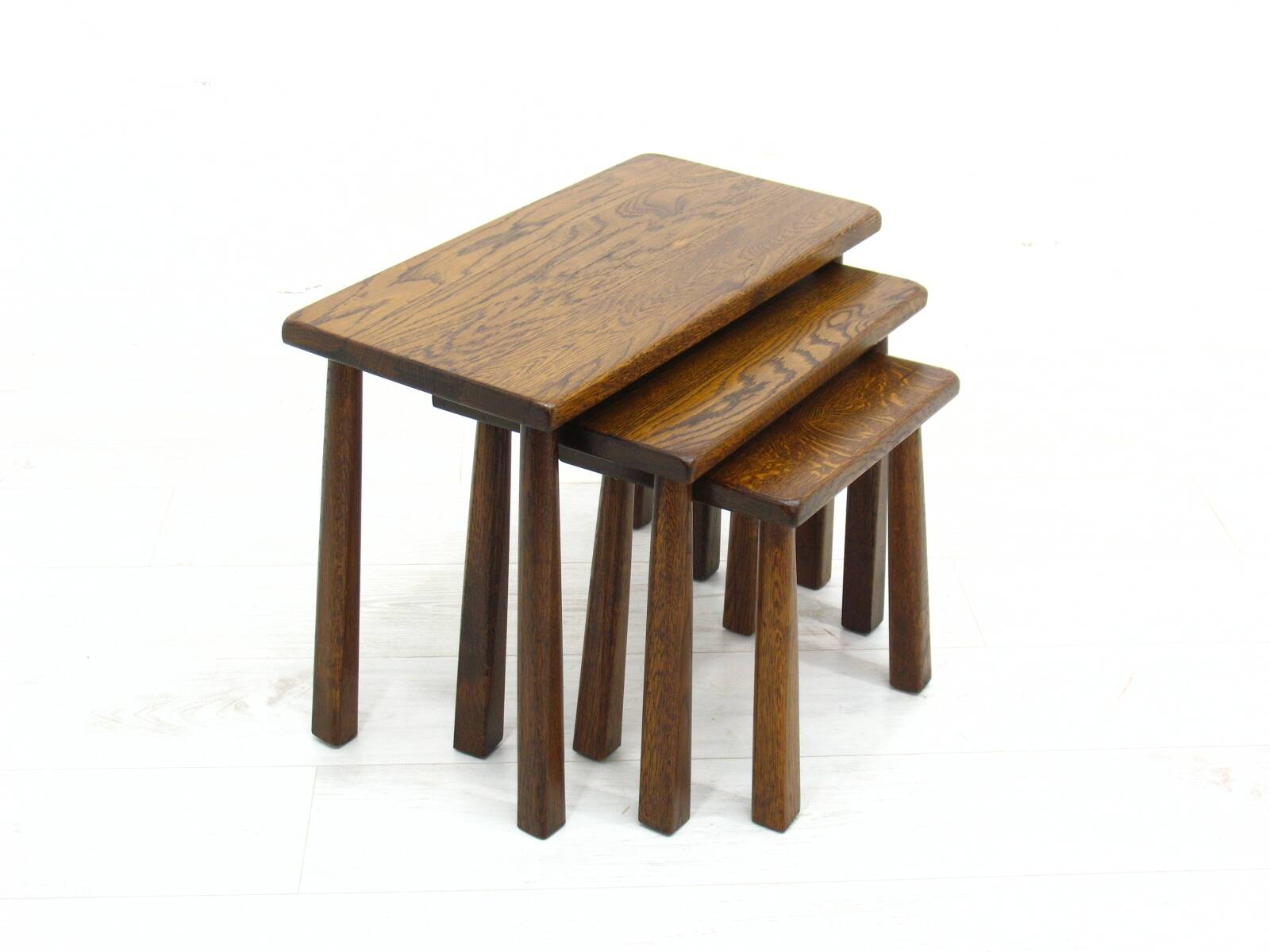 Oak Nesting Tables.