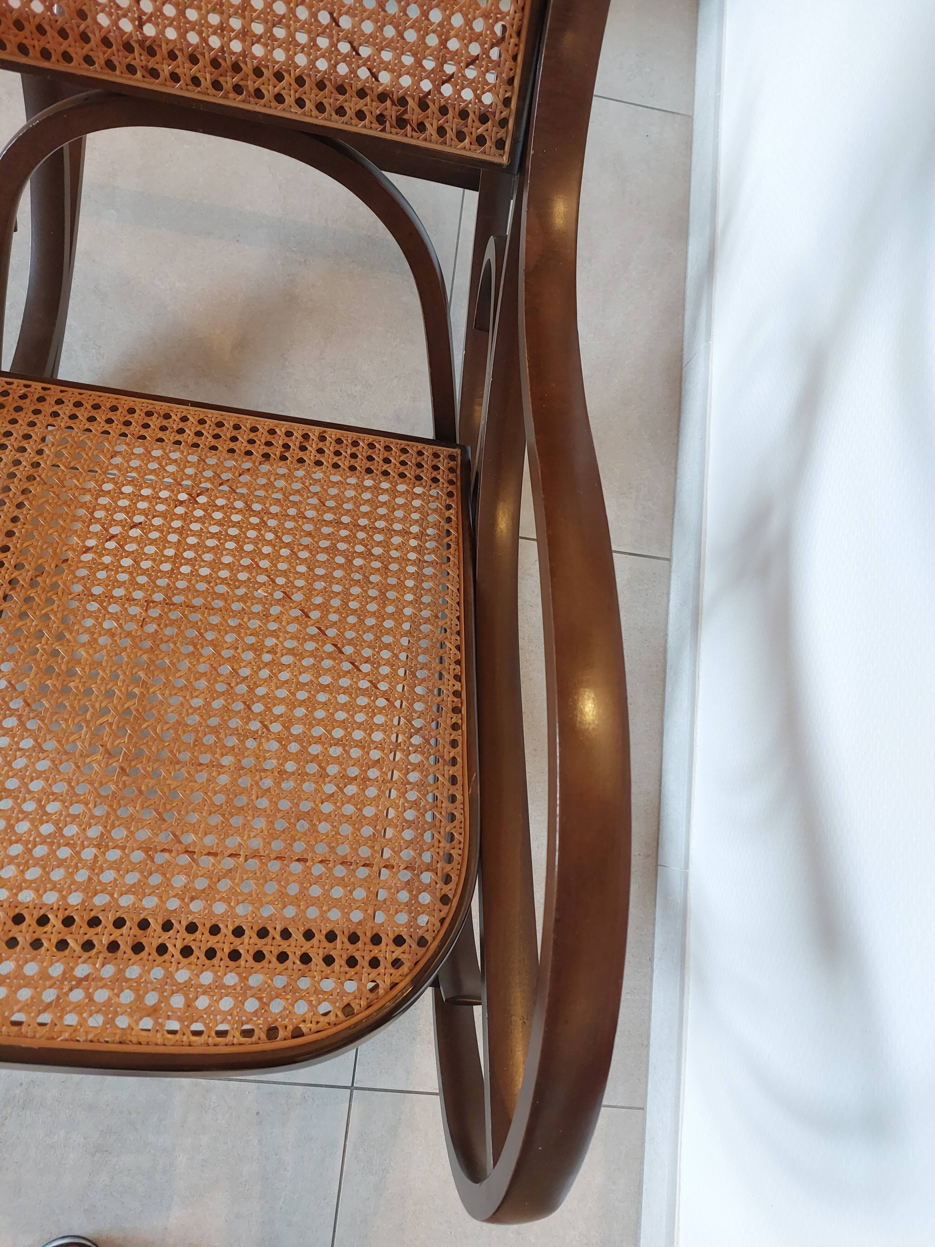Rocking-chair en bois courbé