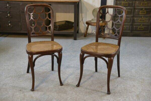 Pair of Art Nouveau bentwood chairs attributed to Koloman Moser for Jacob and Josef Kohn 1890/1910