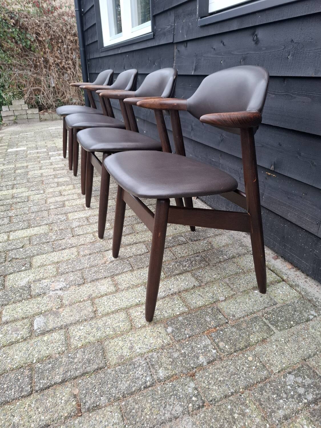 4 tijsseling cowhorn chairs