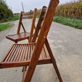 Set of 2 old folding chairs