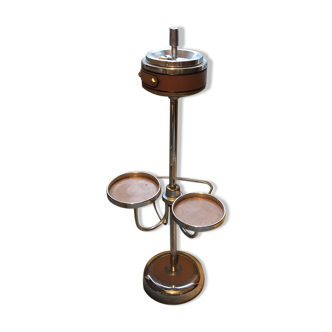 Standing ashtray