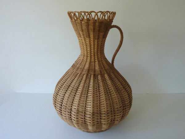 Vase 70s rattan