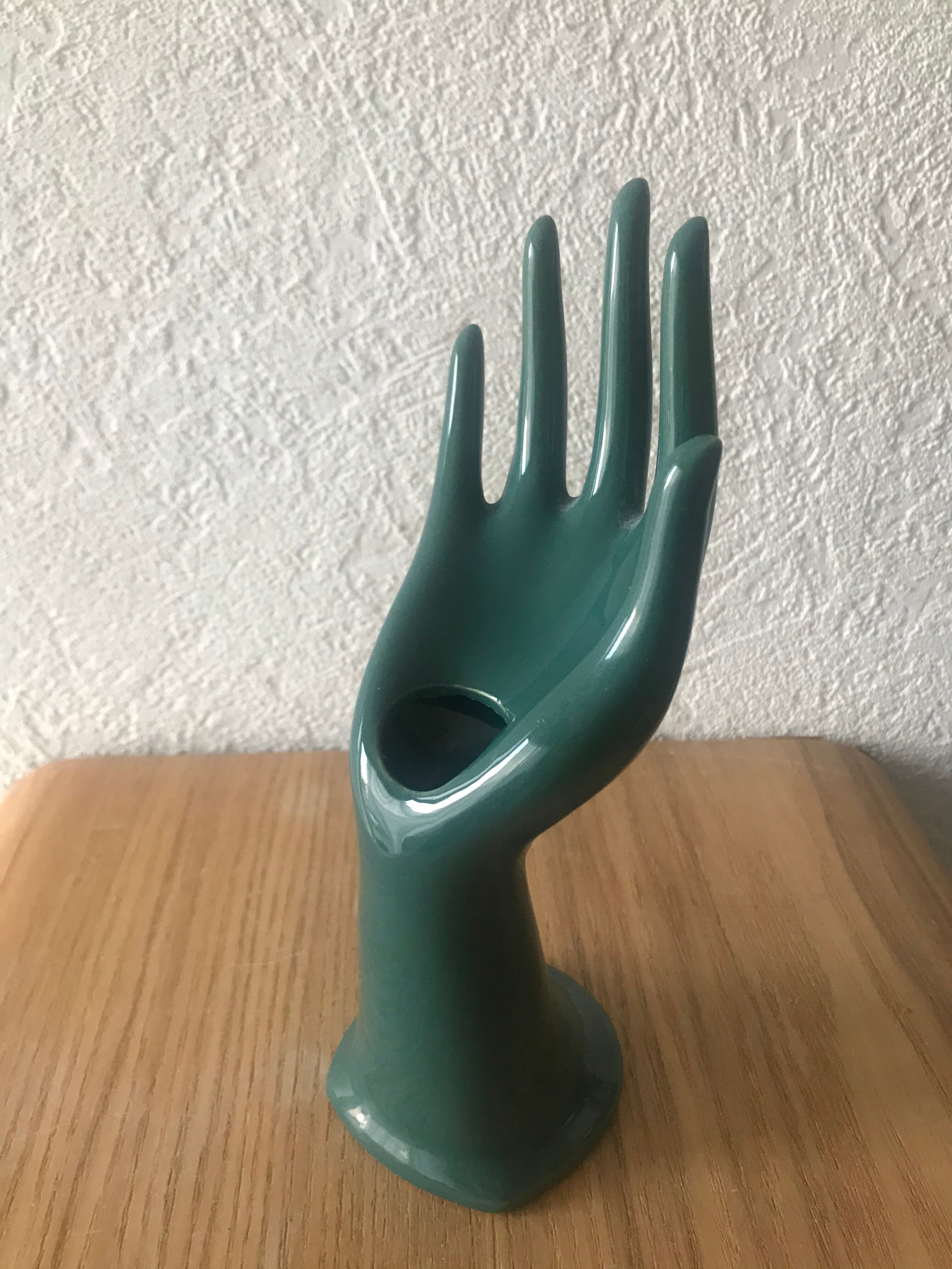Green blue hand soliflore ring holder