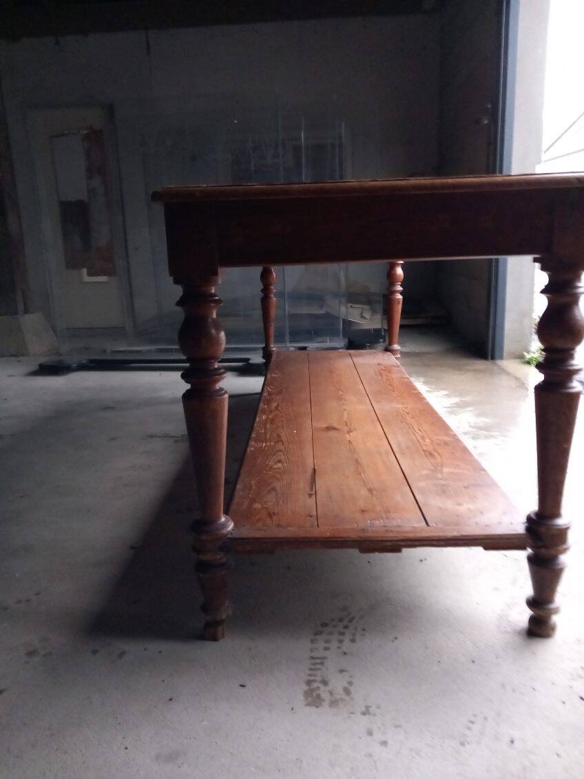 Tailor's table
