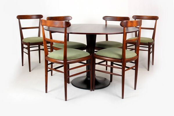 Ensemble de salle à manger moderne du milieu du siècle restauré, Tchécoslovaquie, années 1960, ensemble de 7 pièces.
