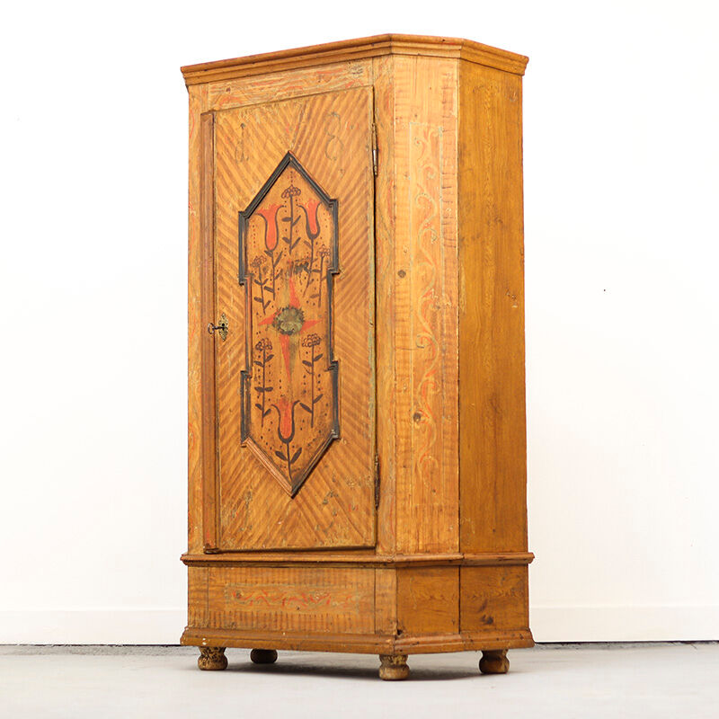 Cabinet de mariée peint d'art populaire, 1815