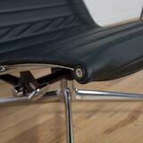 Eames Alu Group EA124 & EA125 Lounge Chair & Ottoman by Charles & Ray Eames for Vitra, 1980s.