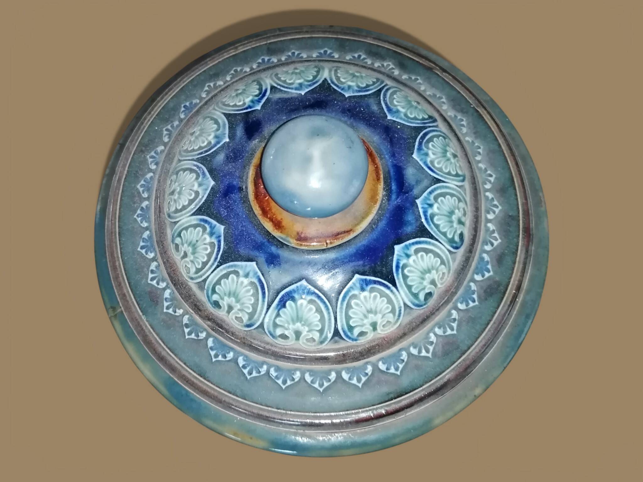 Ceramic water fountain barbotine - Royal Doulton Lamberth - Putti