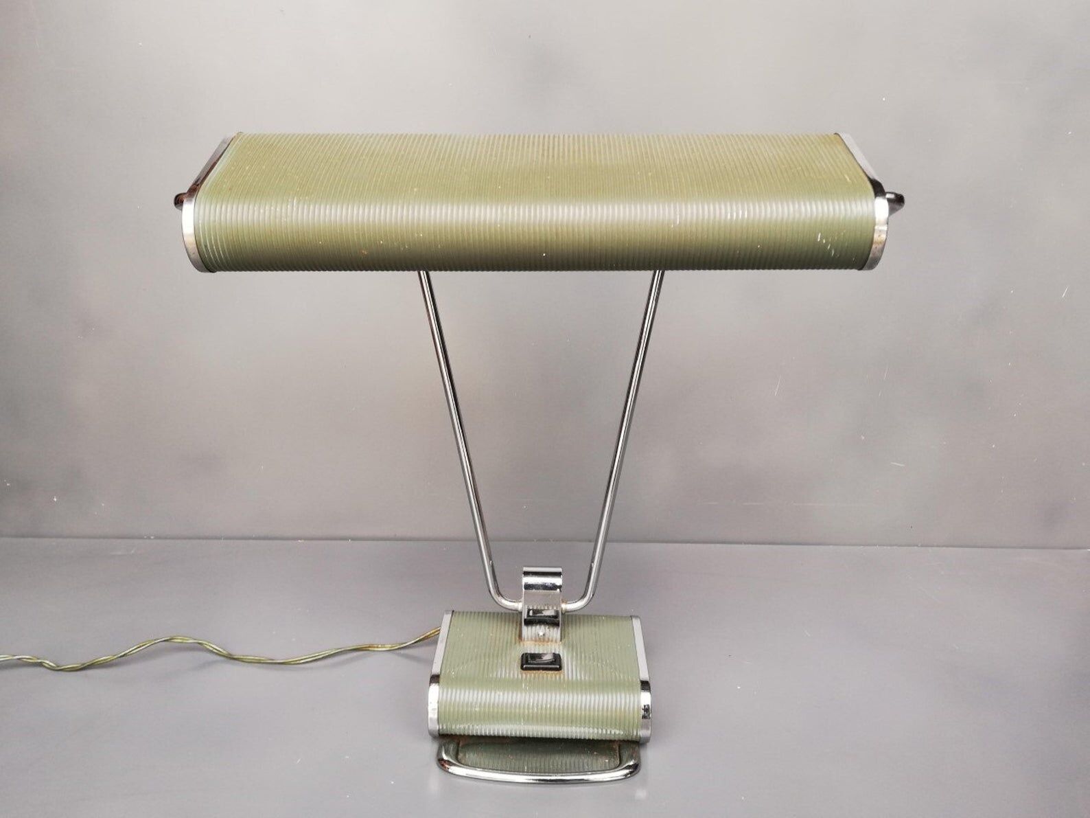 Jumo desk lamp