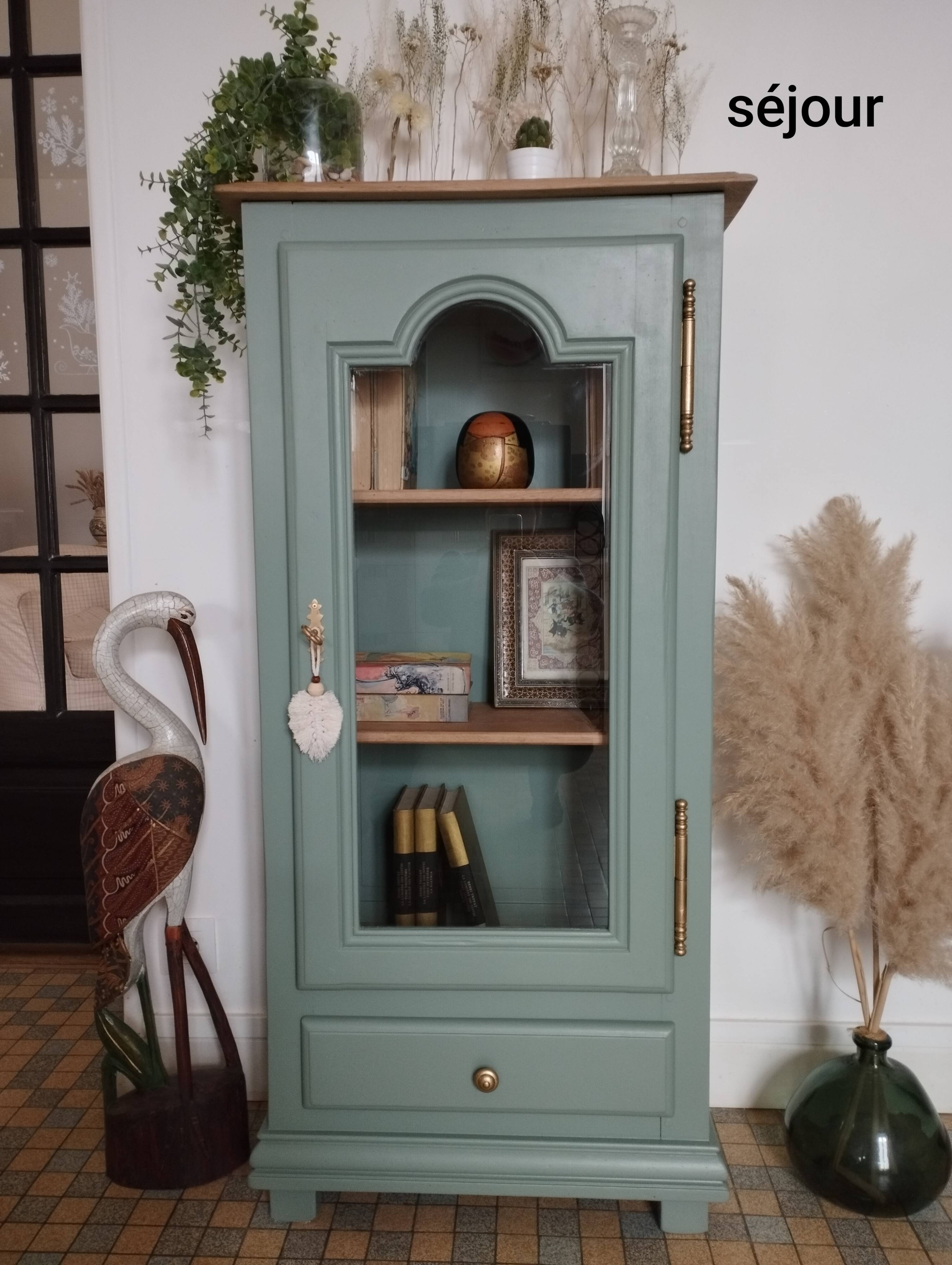 Vintage display cabinet