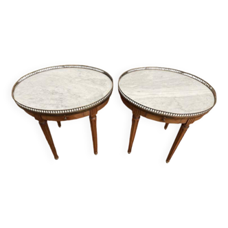 Paire de tables de chevets de style Louis XVI