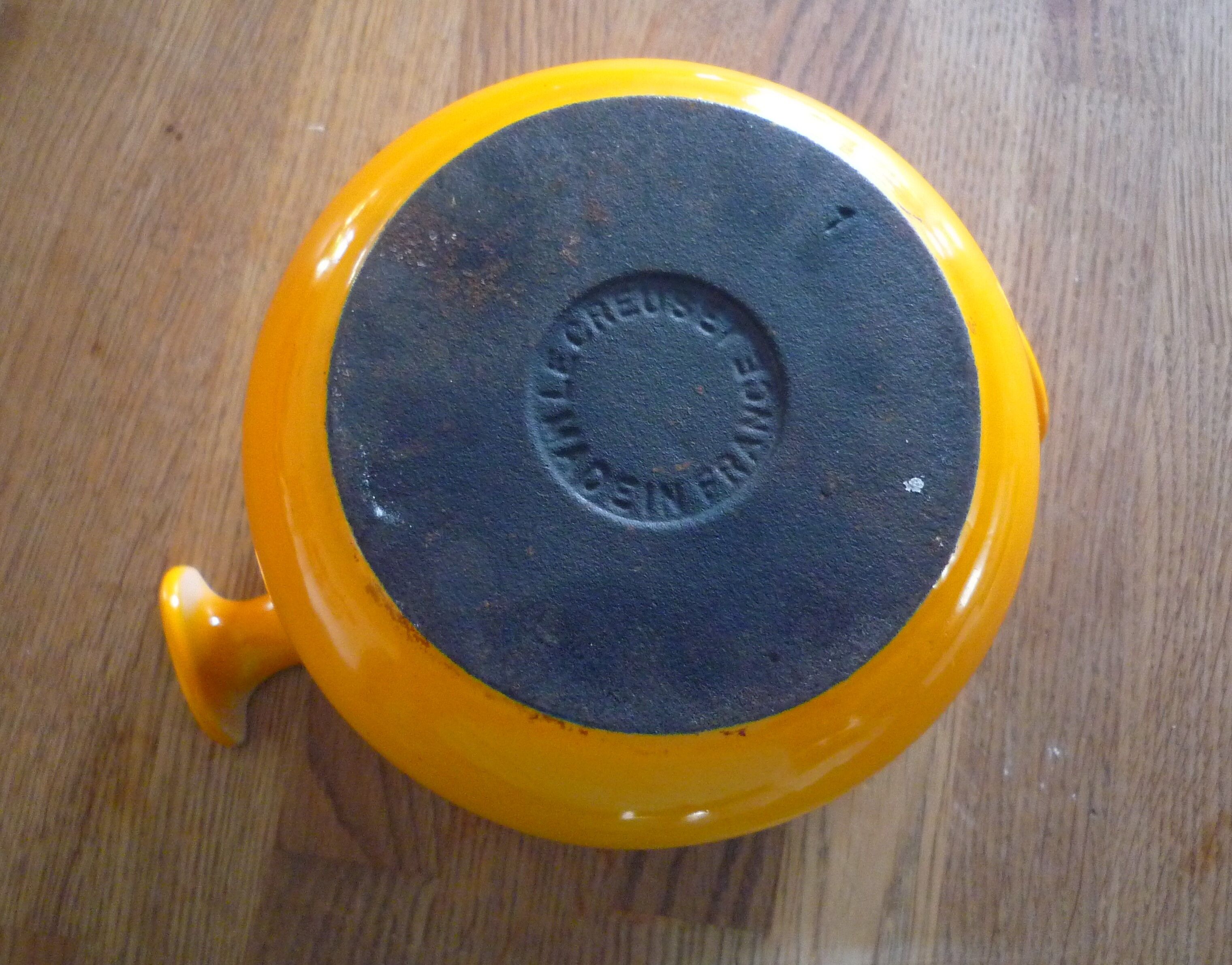 Pot à fondue Le Creuset par Enzo Mari fonte émaillée, 70s