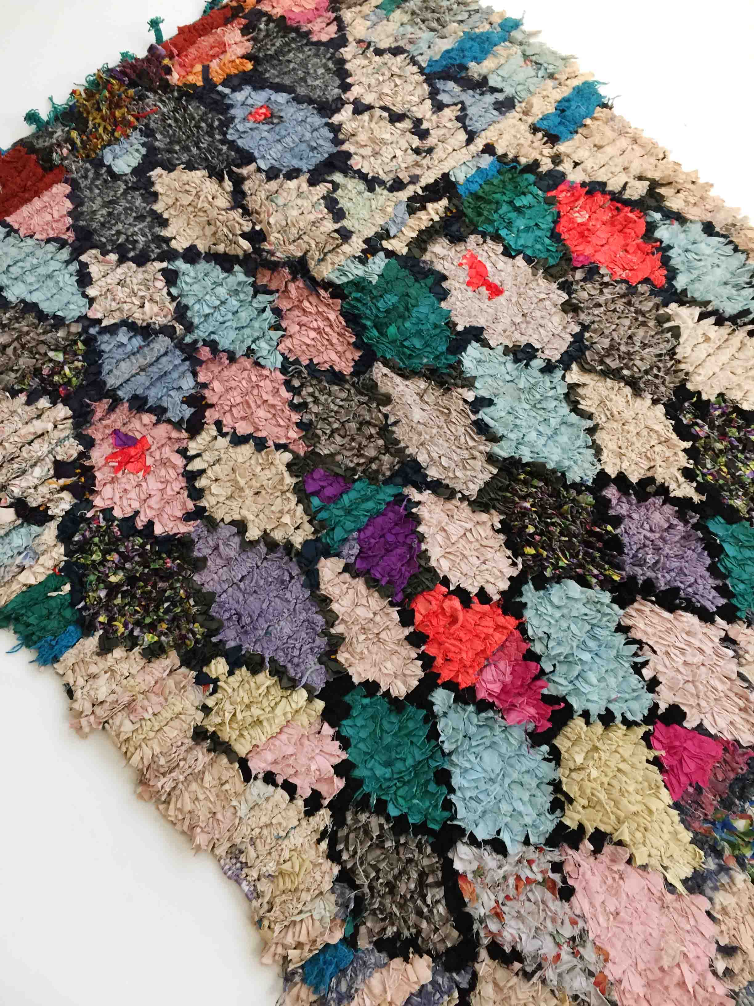 Tapis berbère marocain Boucherouite vintage, 163x125cm