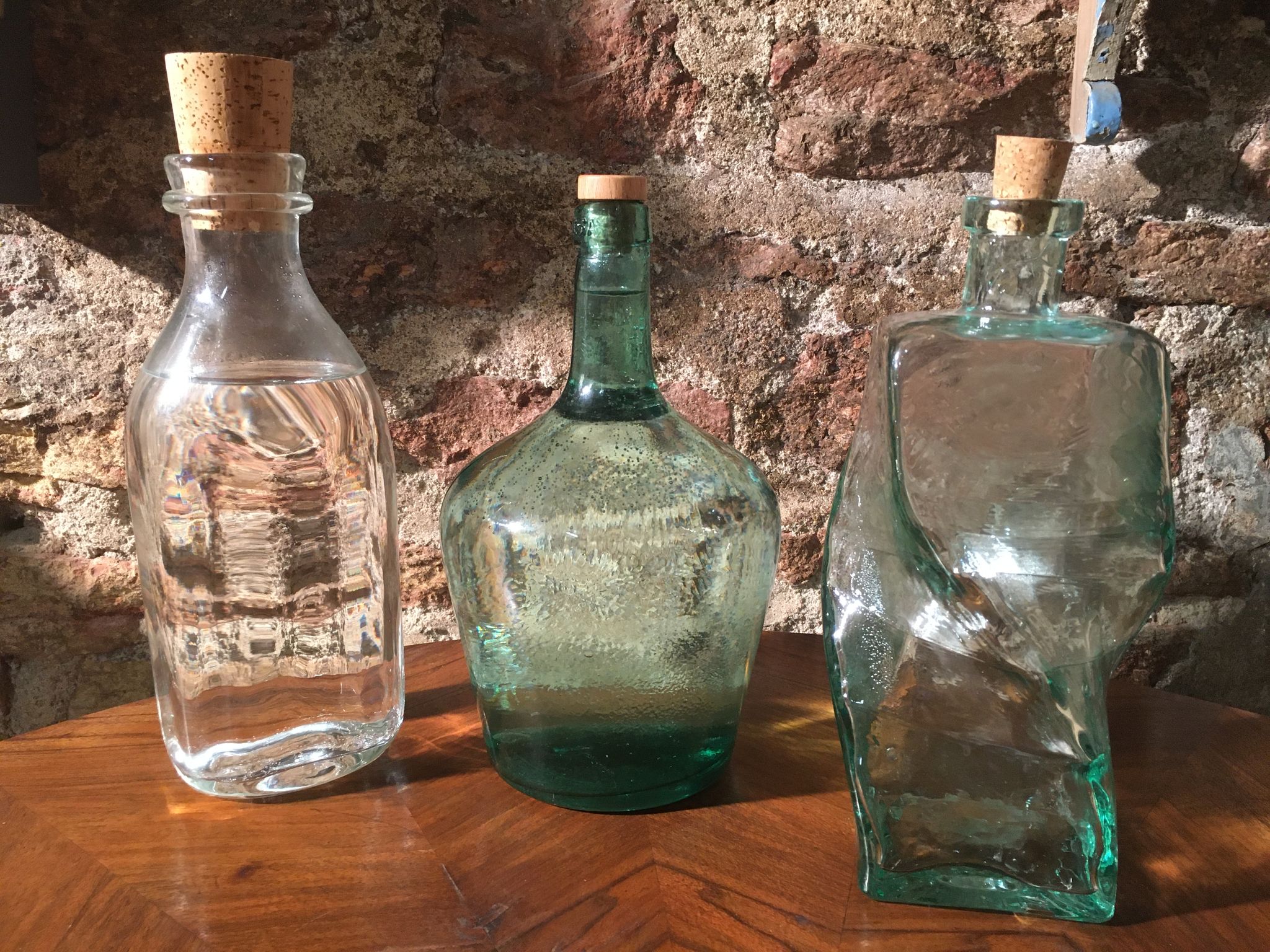 Lot de 3 bouteilles environ 2l
