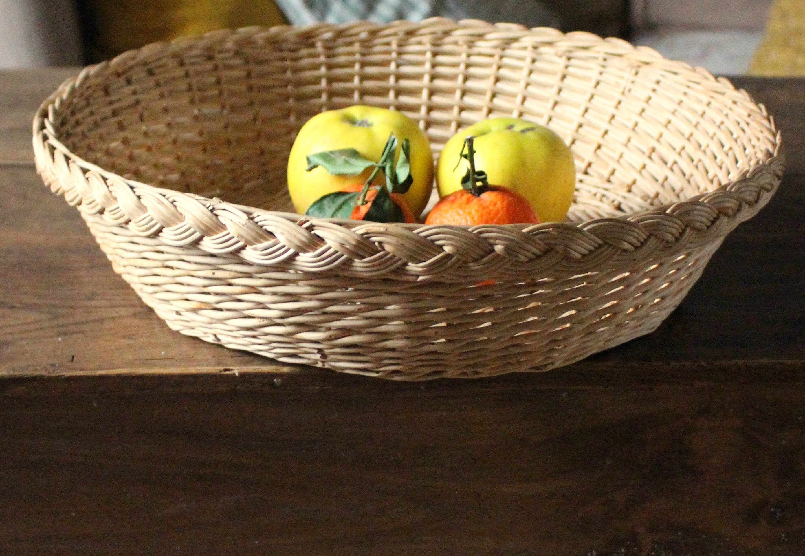 Vintage wicker round basket