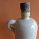 Bouteille en grès beige clair