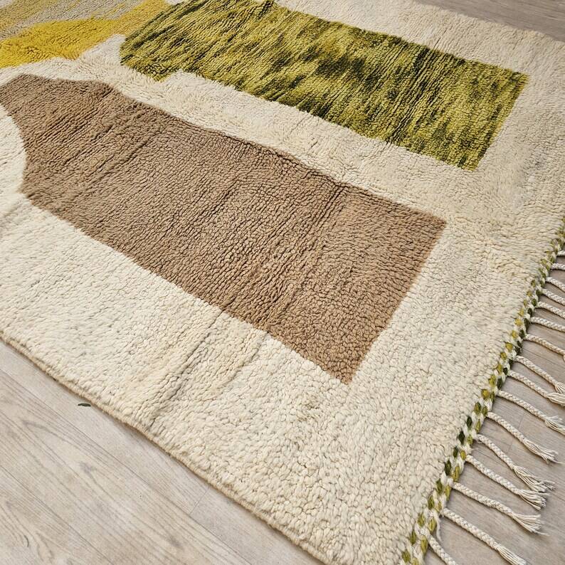 Moroccan Berber rug 250cm x 150cm