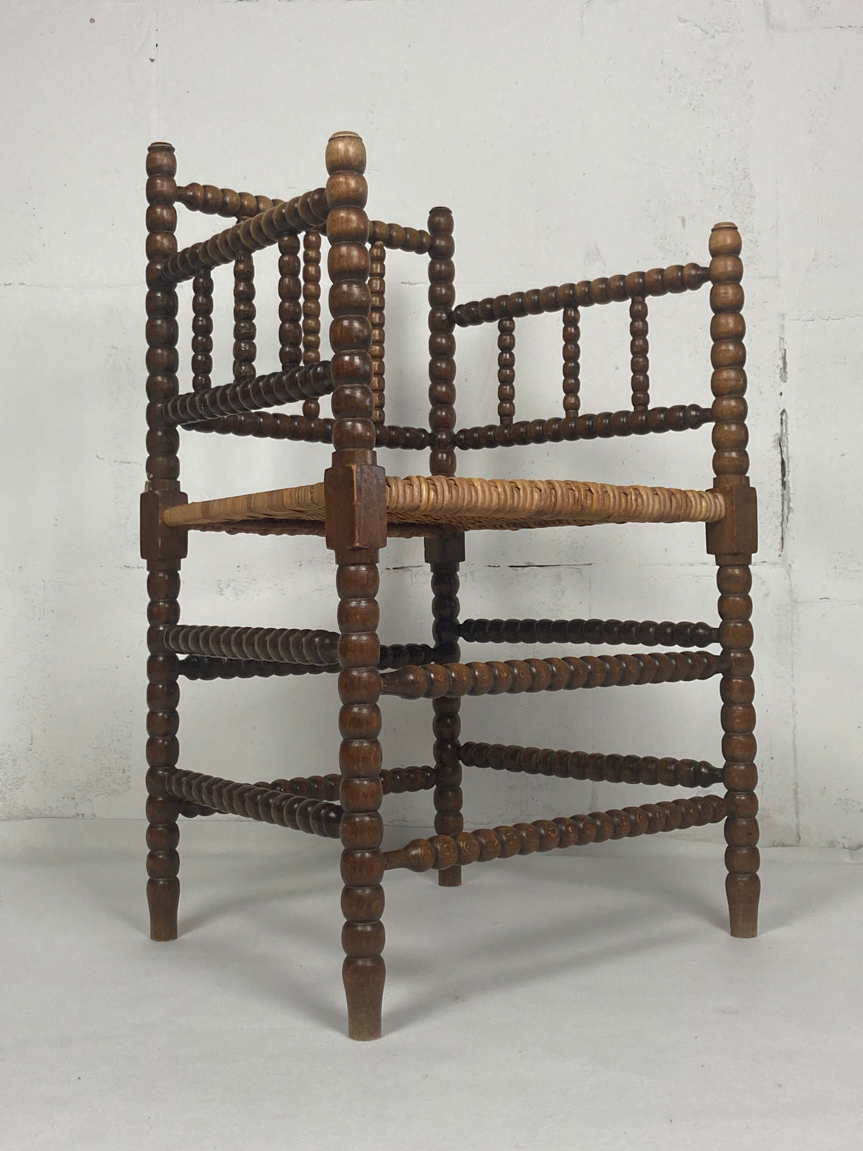 Fauteuil en osier et en bois tourné, années 1930 - 1950