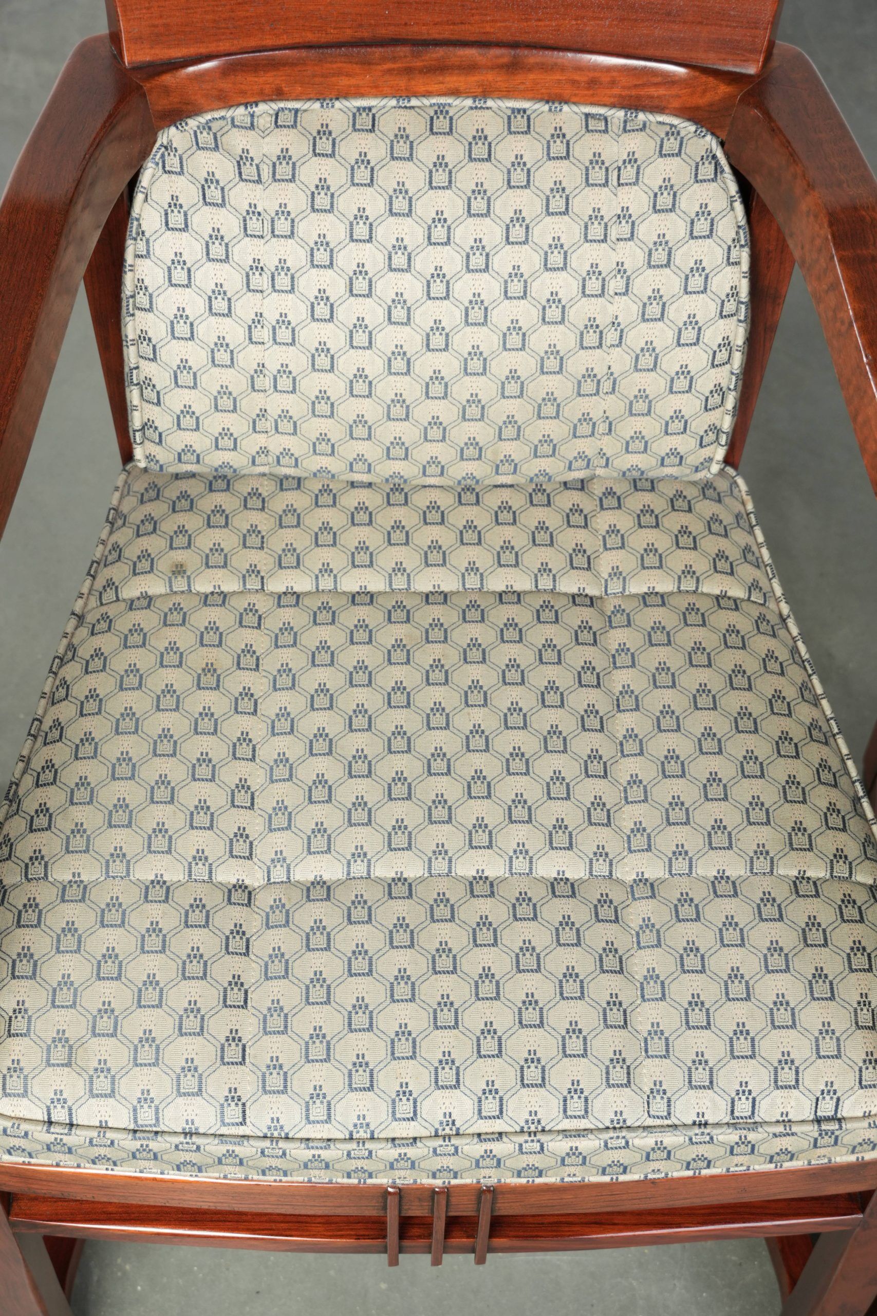 In very good condition Art Deco design dining chairs with fabric upholstery