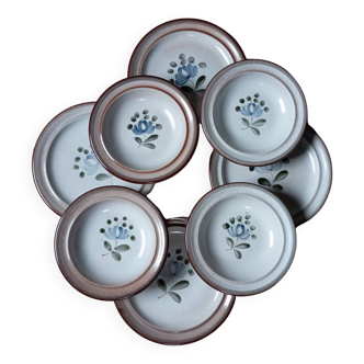 8 brown enameled stoneware plates with flower pattern, Fanchon model by MBFA, Pornic - Vintage