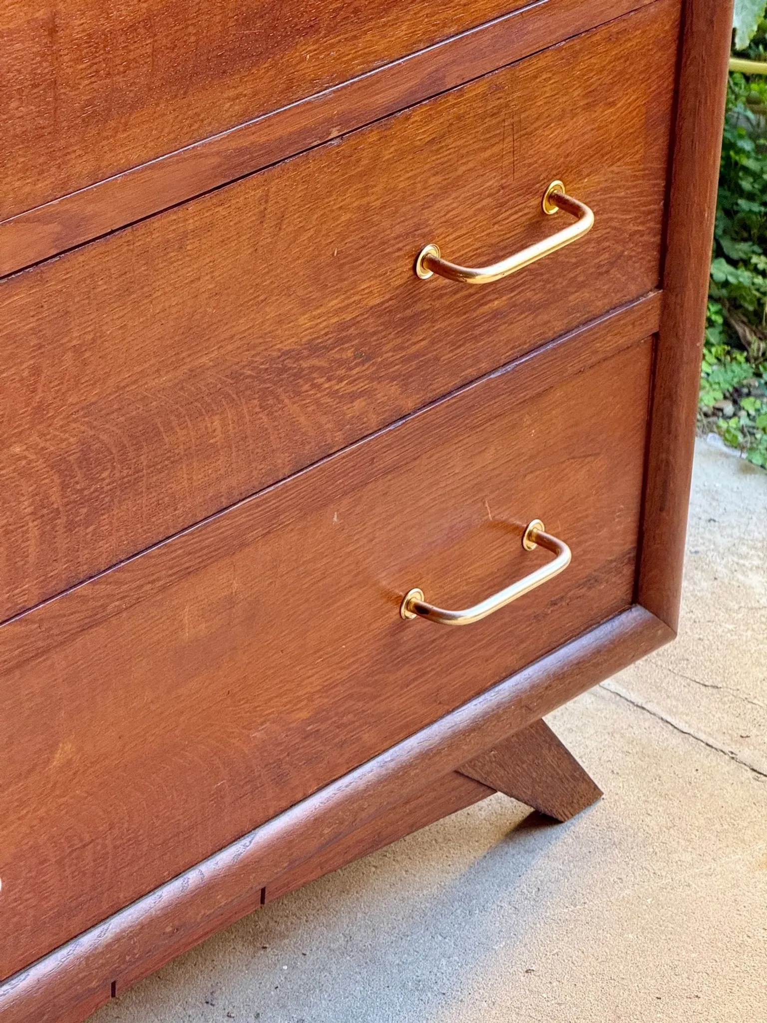 Vintage wooden chest of drawers with tapered legs - 1950s/60s