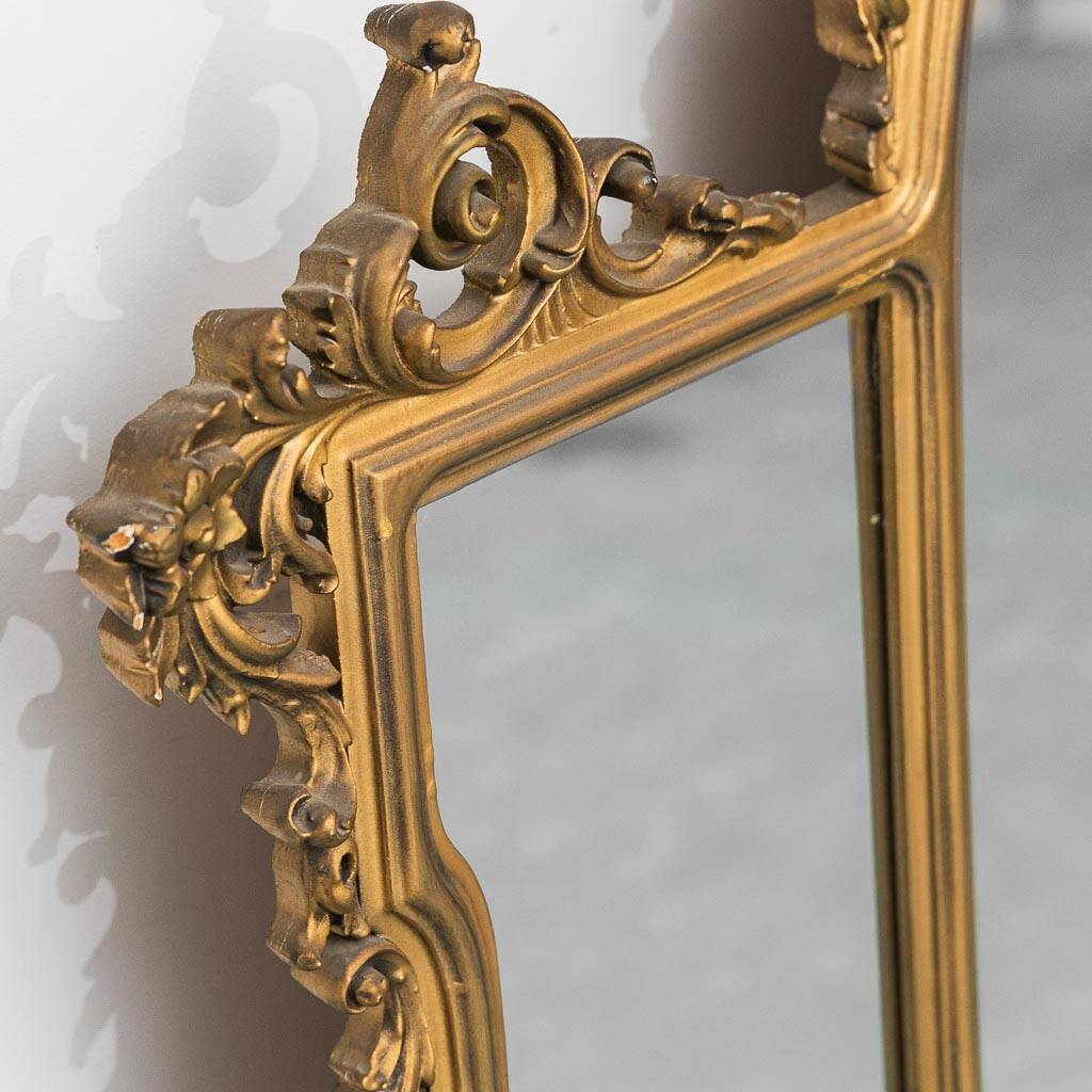 Wall mirror in gold leaf wood, 1950s vintage, 178x5x175