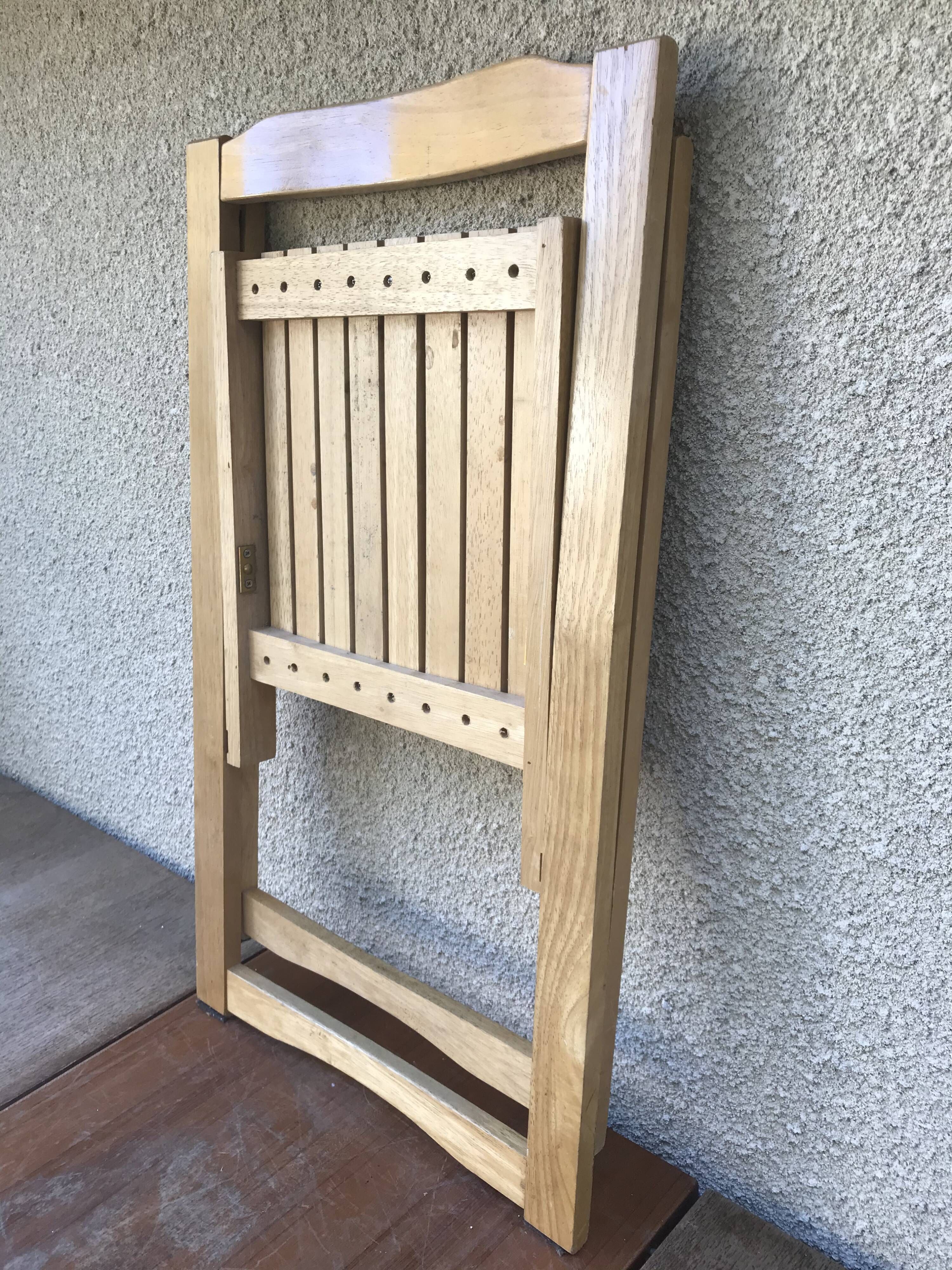 4 folding chairs 1960