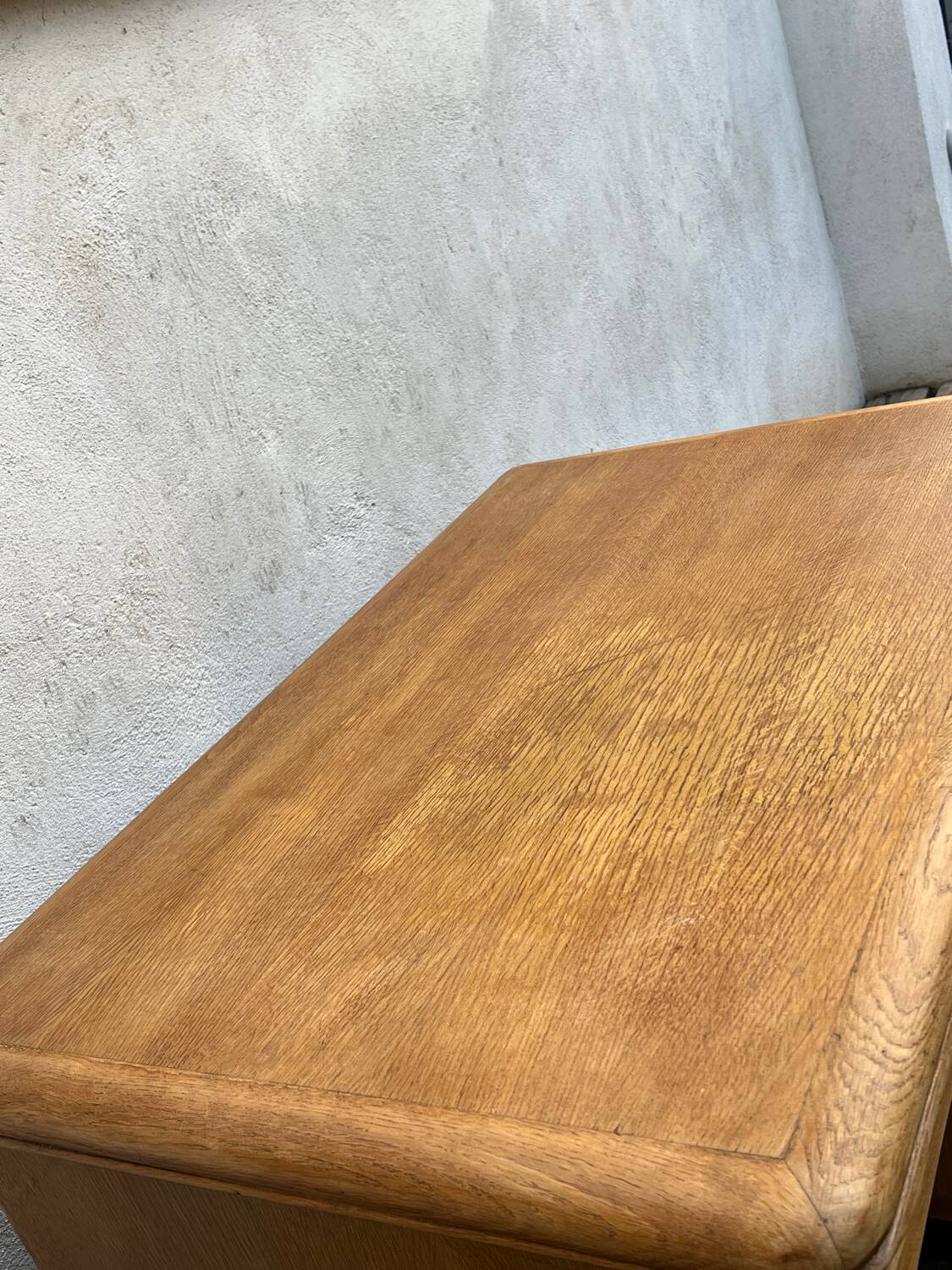 Antique light oak desk from the 1950s with 4 drawers