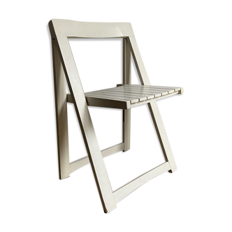 Vintage white folding chair