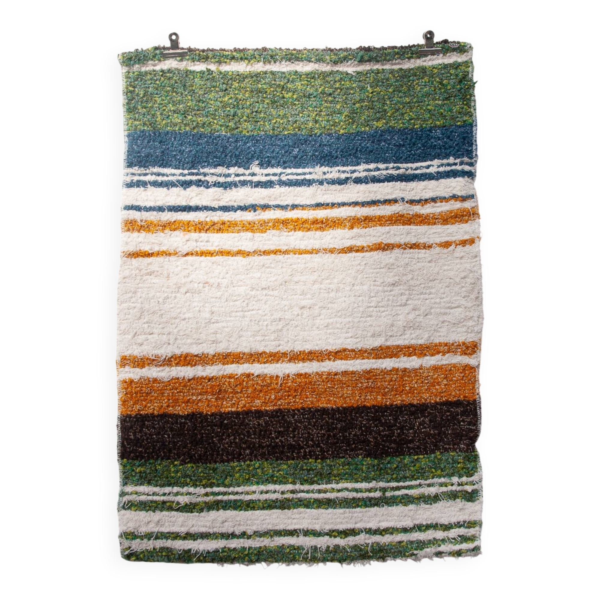 Hand-woven handmade rug made from recycled cotton