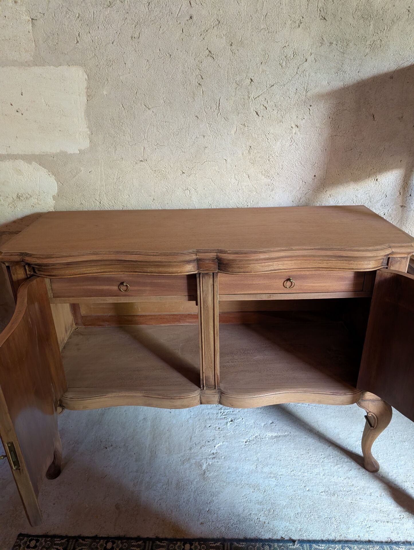 Buffet bas style chippendale