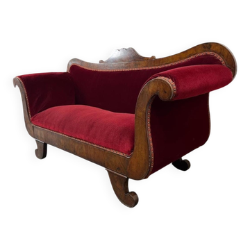 Vintage Bordeaux baroque sofa