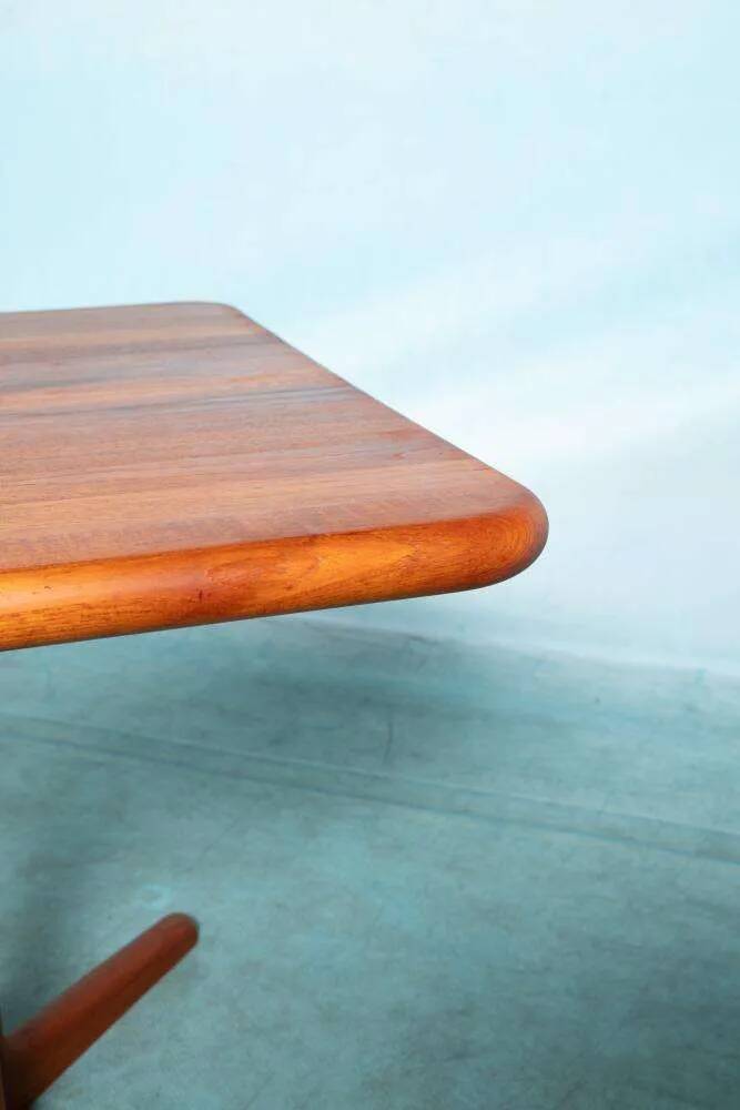 Danish design renovated dining table, sixties teak dining