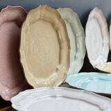 Set of 9 multicolored presentation plates